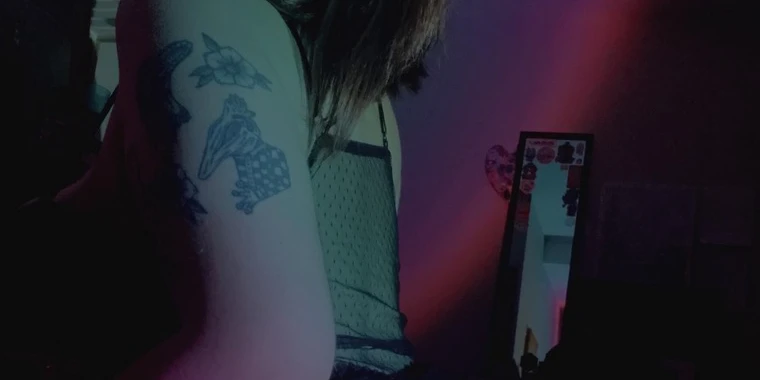 creator header picture