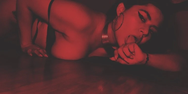creator header picture