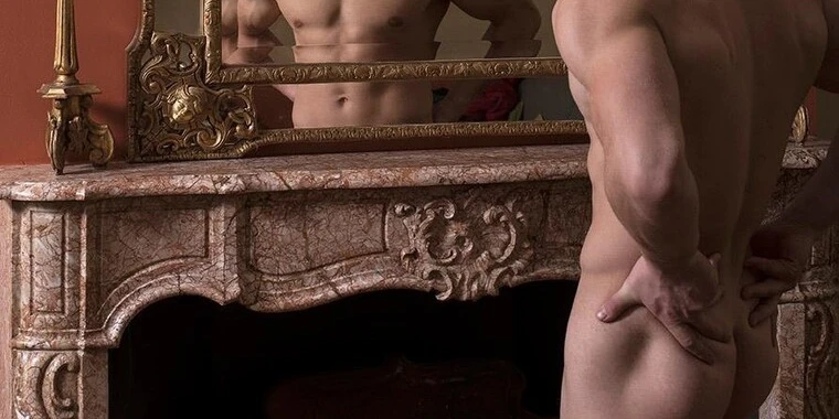 creator header picture