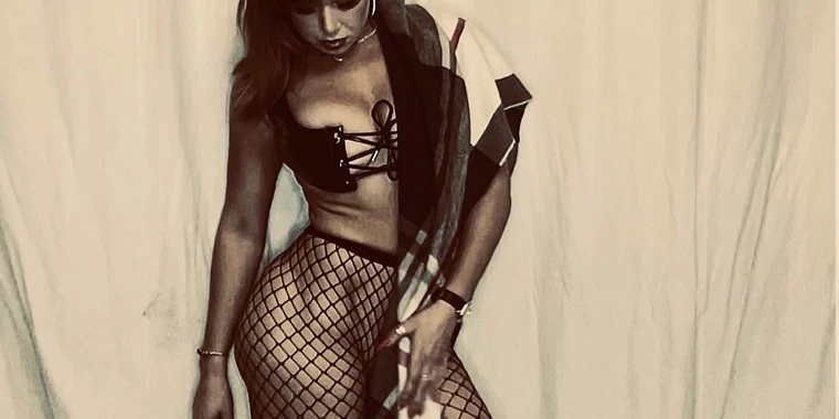 creator header picture