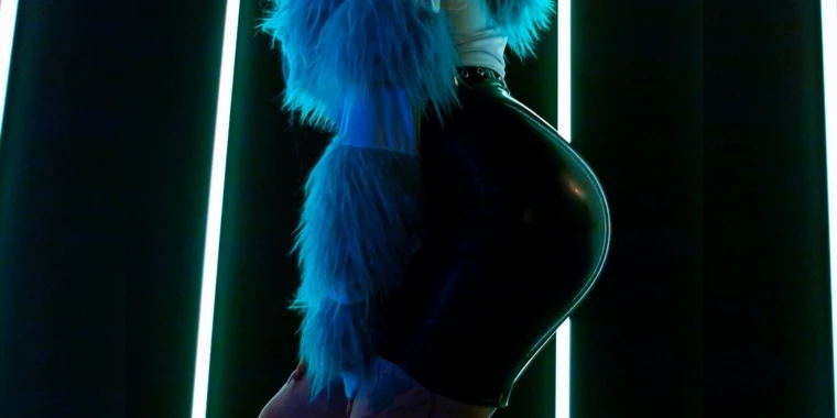 creator header picture