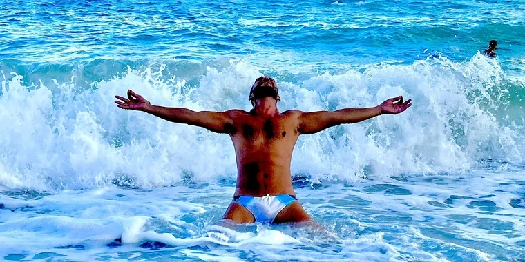 creator header picture