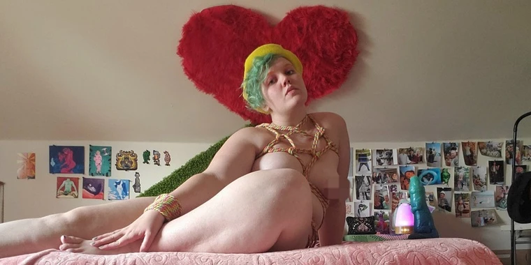 creator header picture