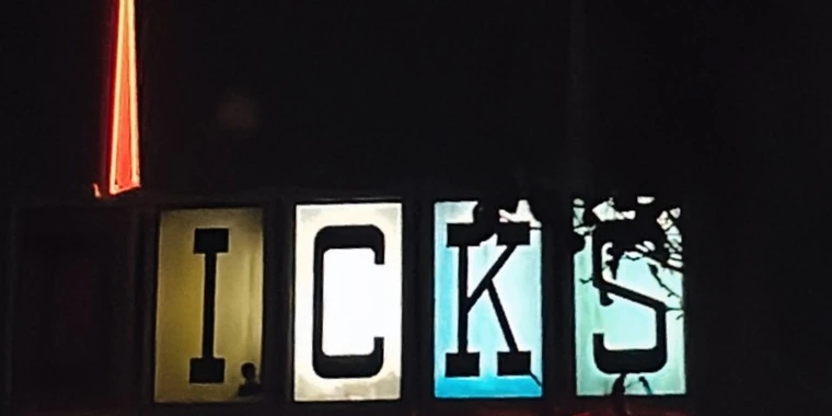 creator header picture