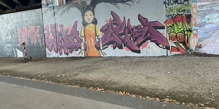 creator header picture