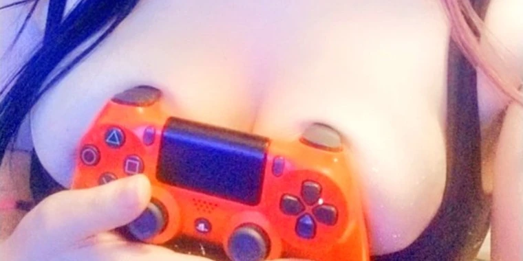 creator header picture