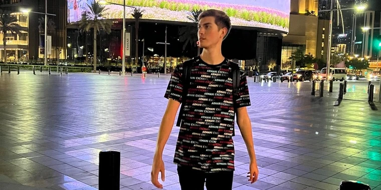 creator header picture