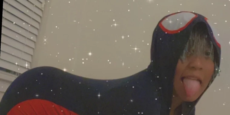 creator header picture
