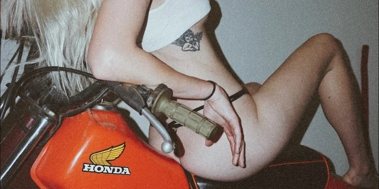 creator header picture