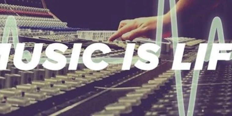 creator header picture