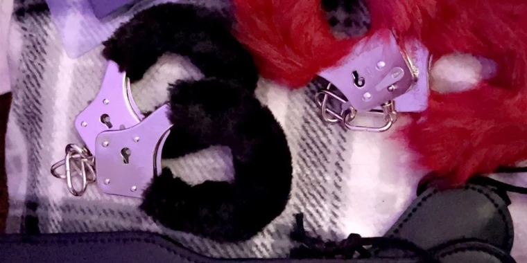 creator header picture