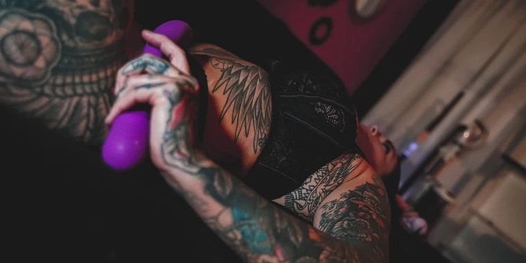 creator header picture