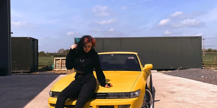 creator header picture