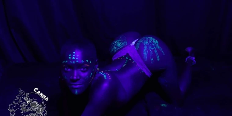 creator header picture