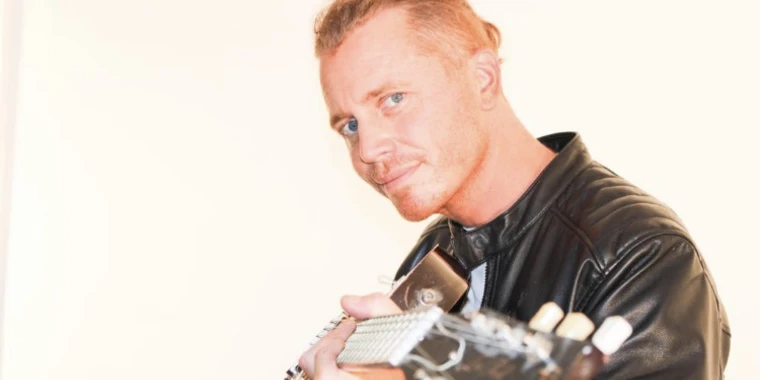 creator header picture