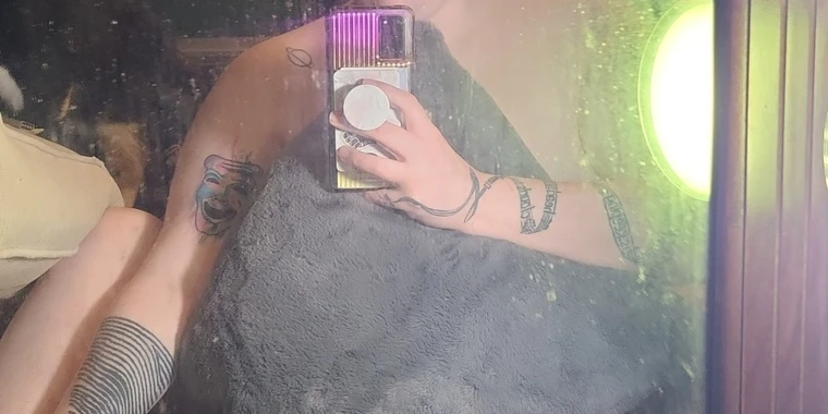 creator header picture