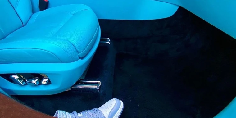 creator header picture