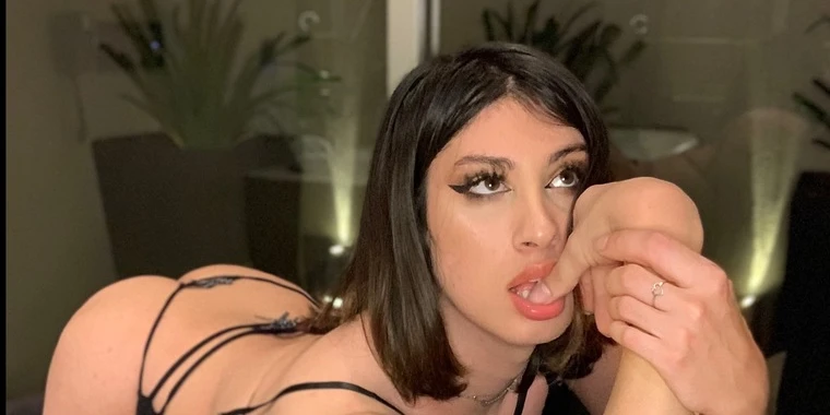 creator header picture