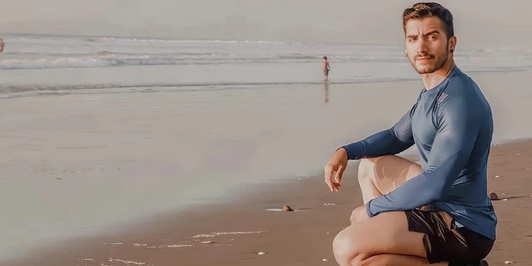 creator header picture