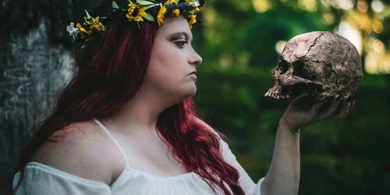 creator header picture