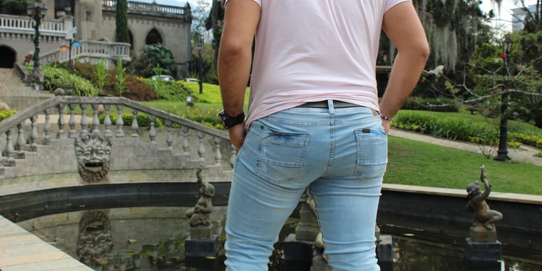 creator header picture