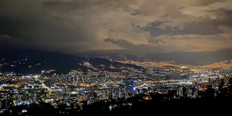 creator header picture