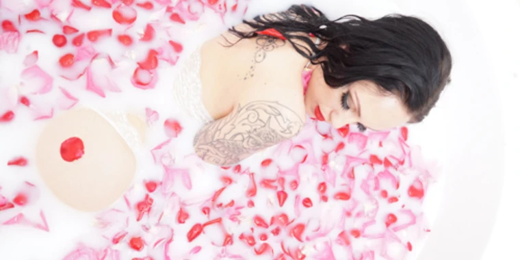 creator header picture