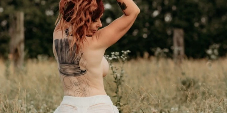 creator header picture
