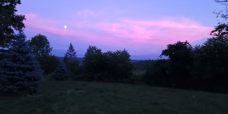 creator header picture