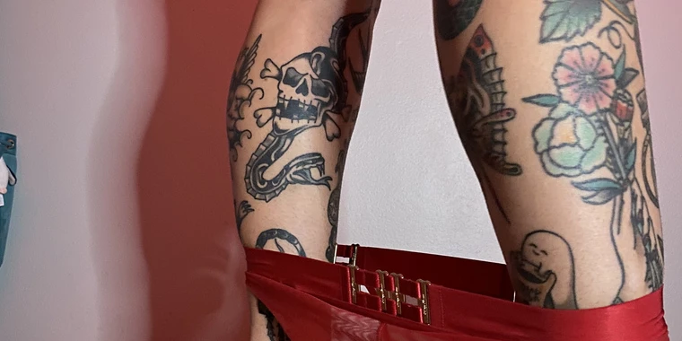 creator header picture