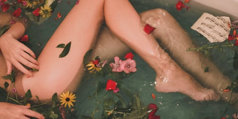 creator header picture