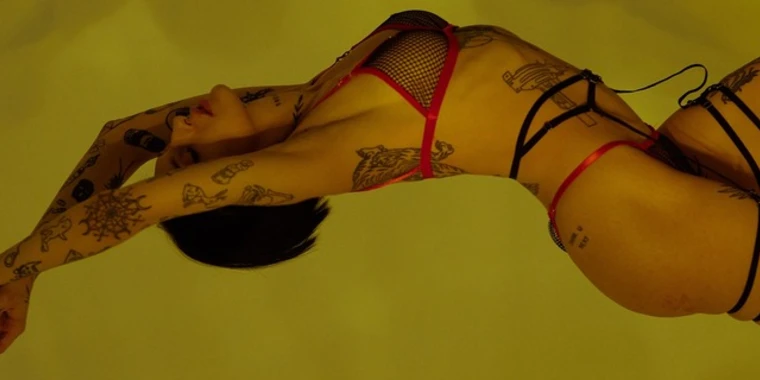creator header picture