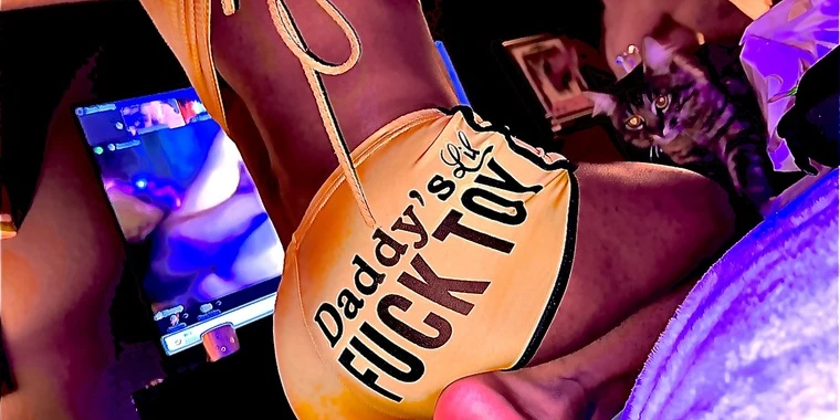creator header picture