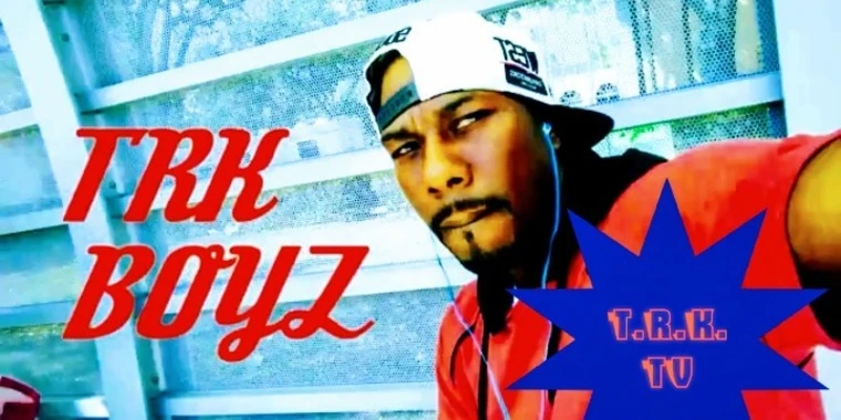 creator header picture
