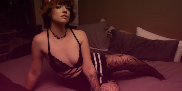creator header picture