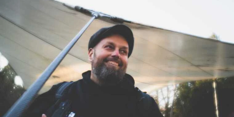 creator header picture