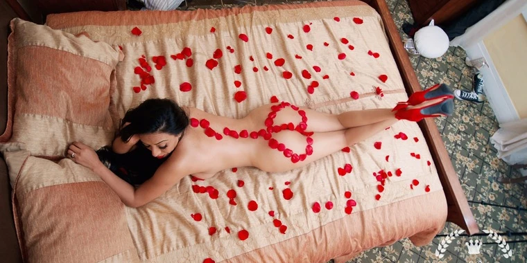 creator header picture