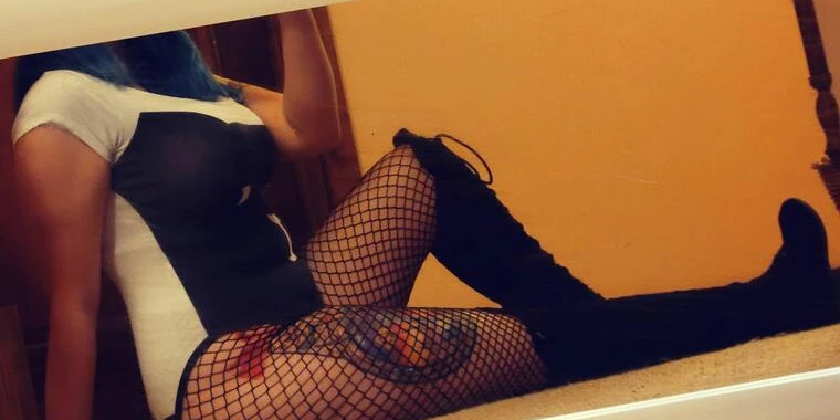 creator header picture