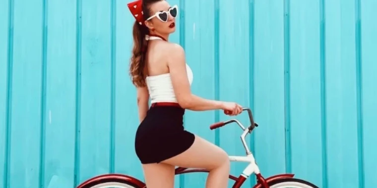 creator header picture
