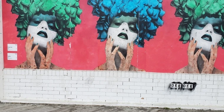 creator header picture