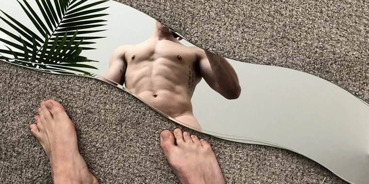 creator header picture