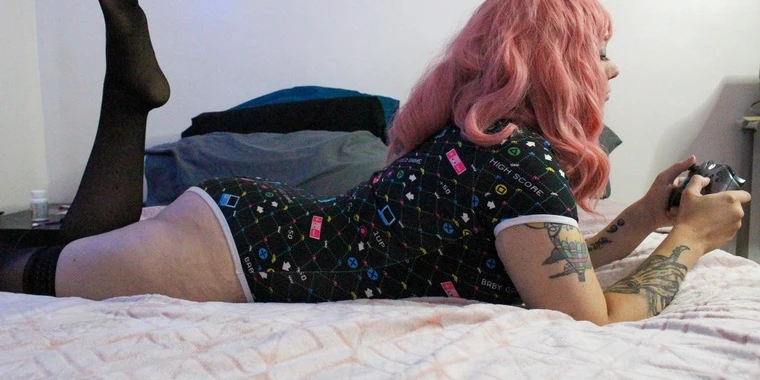creator header picture