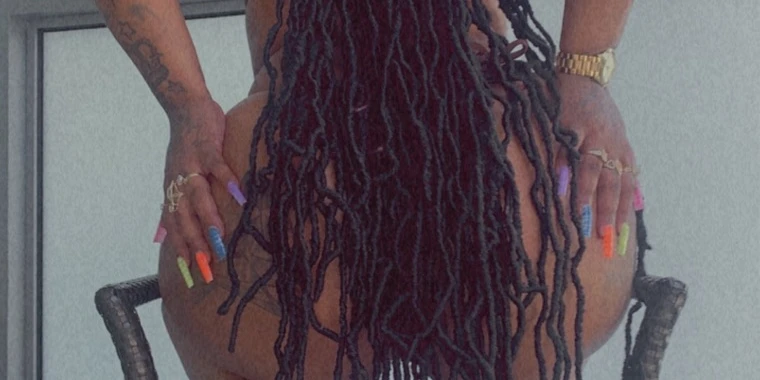 creator header picture