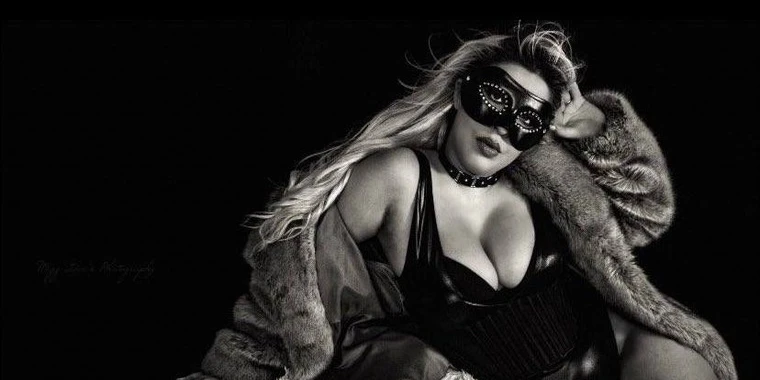 creator header picture