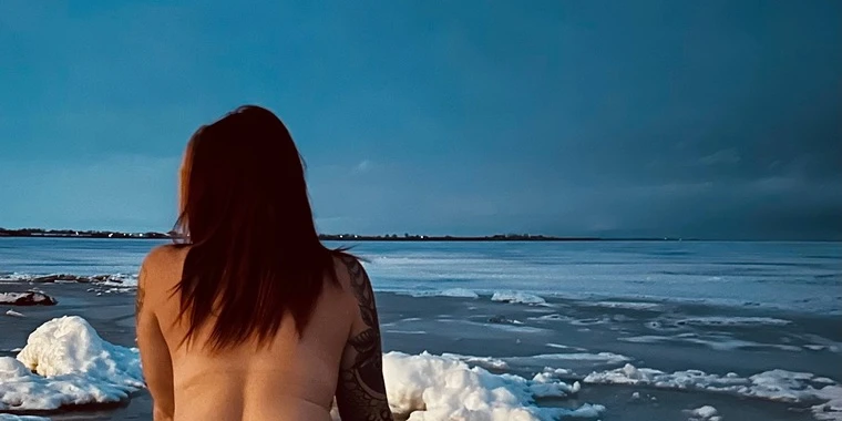 creator header picture