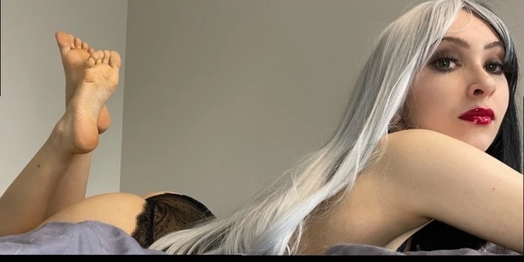 creator header picture
