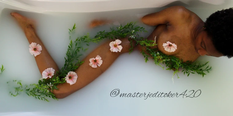 creator header picture