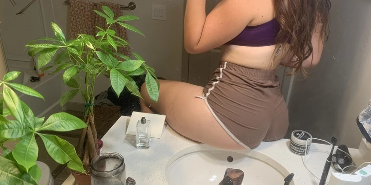 creator header picture
