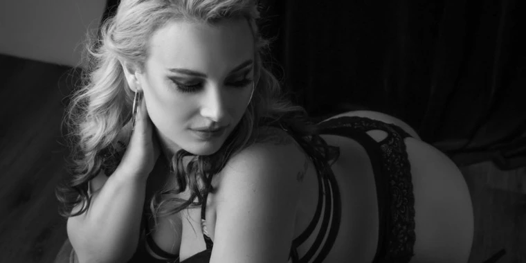 creator header picture