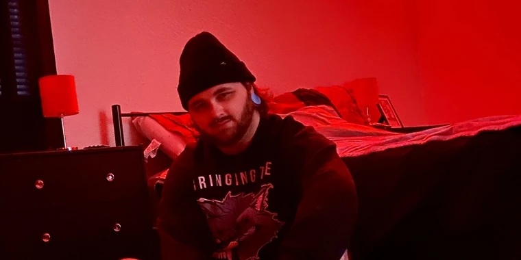 creator header picture